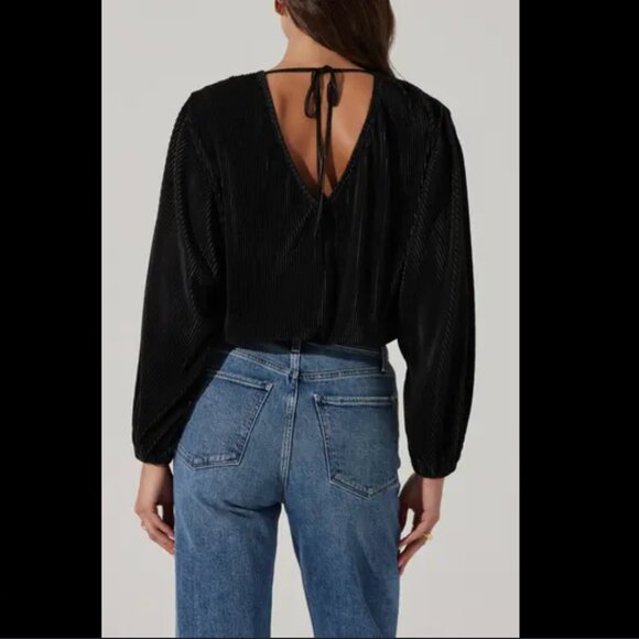 Pleated Black Tie Back Top Size S - Picture 2 of 4